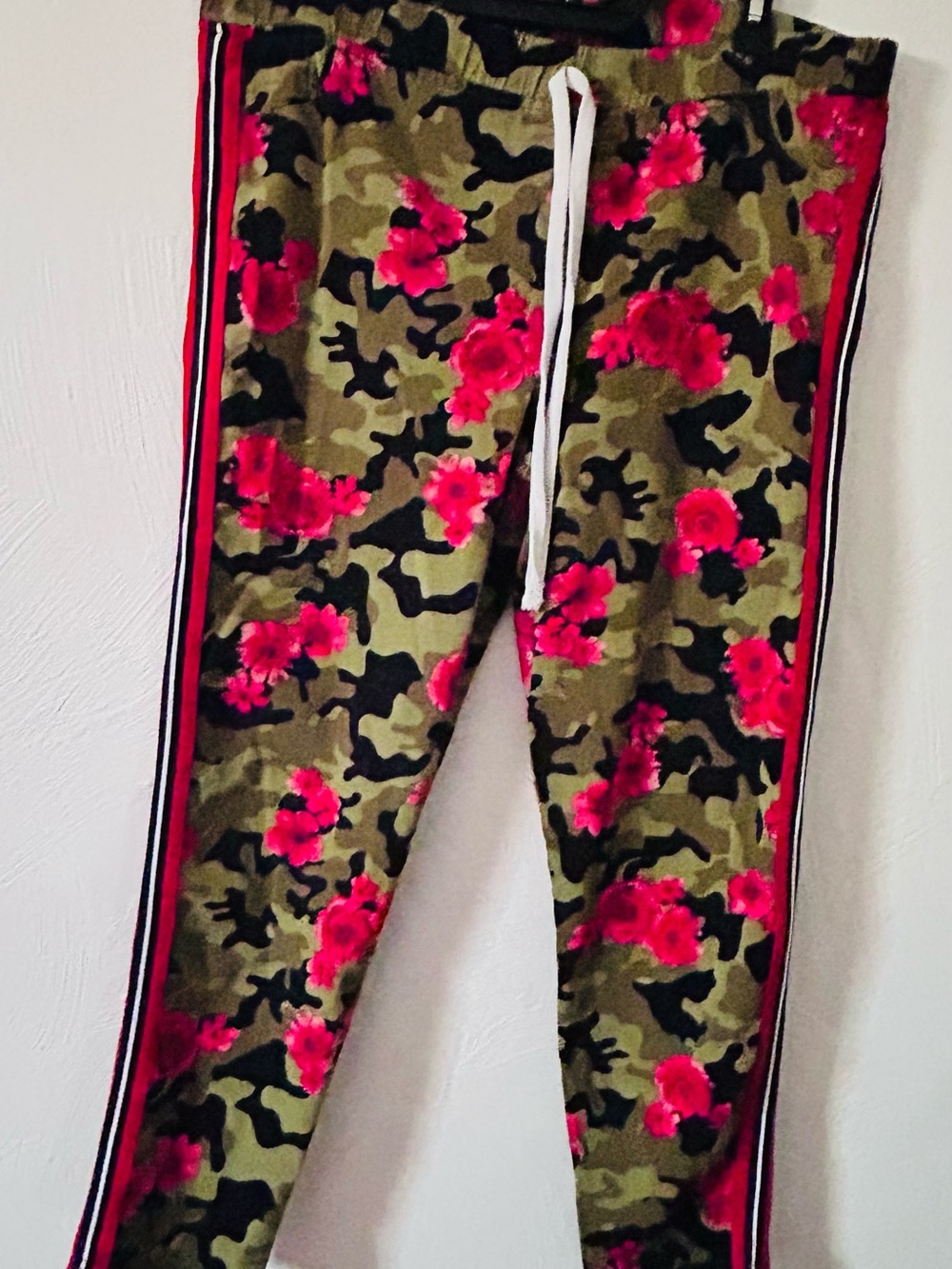 Like An Angel Camo Floral Jogger Pants - Olive & Pink Sz 2x stretchy
